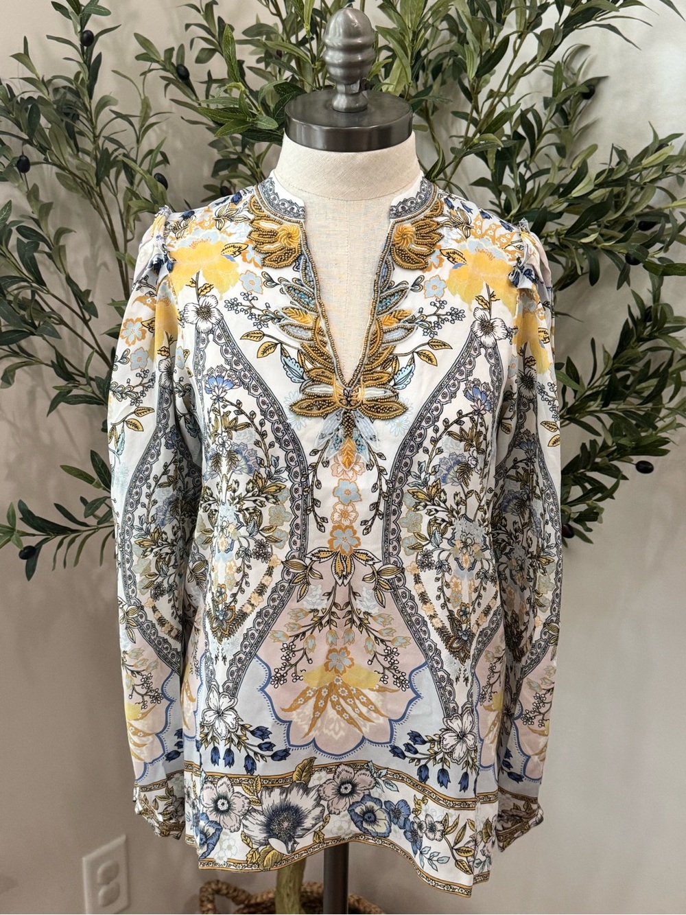 HALE BOB Madison 100% SILK Blouse Top Size XS “Live Out Loud” Floral $388